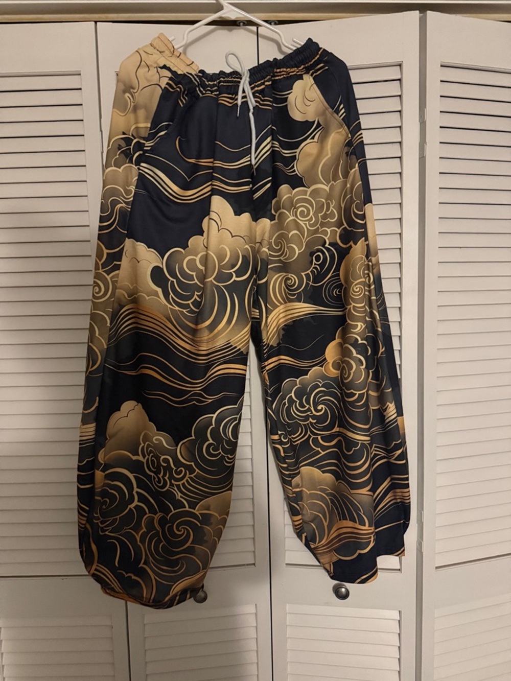 Black and Gold Patterned Relaxed Pants